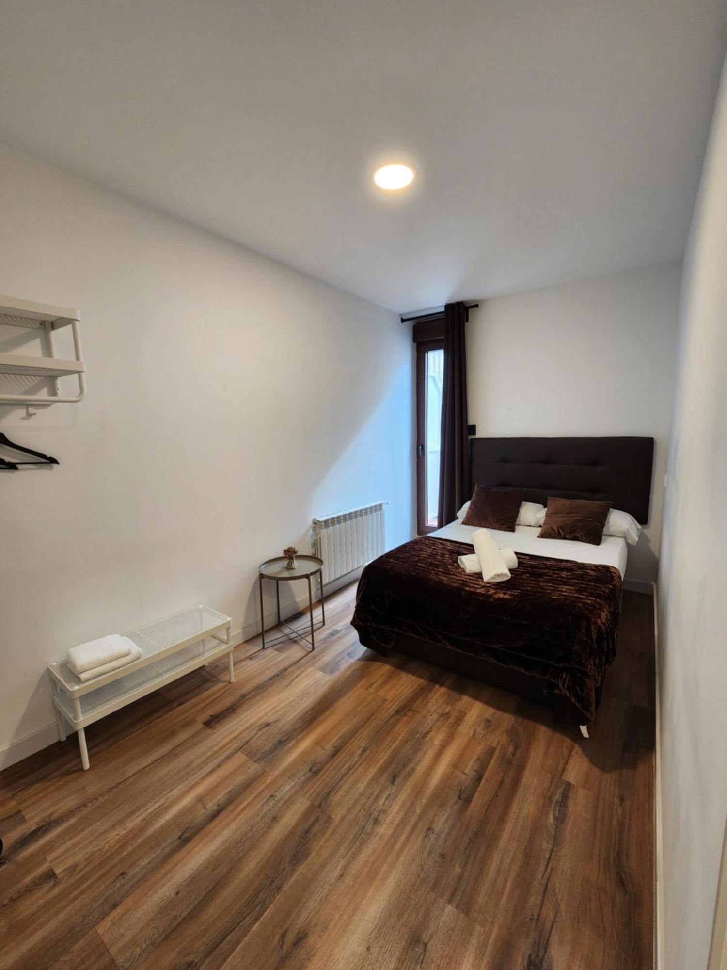 Hostal Arenal มาดริด ภายนอก รูปภาพ