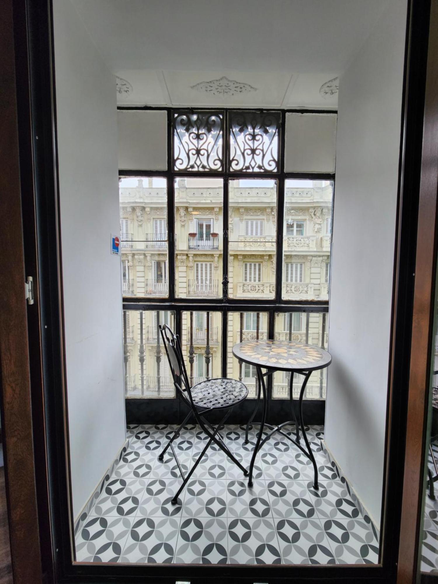 Hostal Arenal มาดริด ภายนอก รูปภาพ