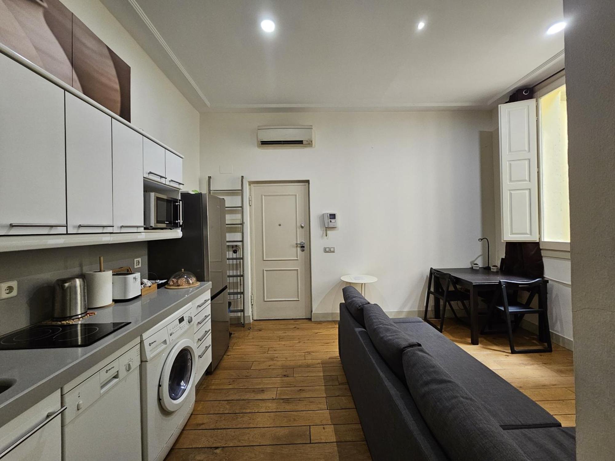 Hostal Arenal มาดริด ภายนอก รูปภาพ