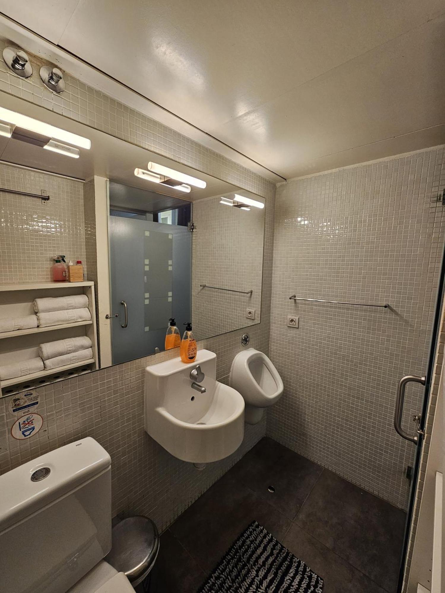 Hostal Arenal มาดริด ภายนอก รูปภาพ