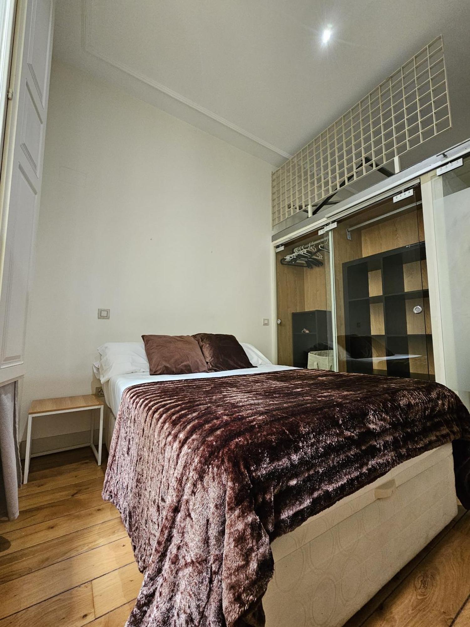 Hostal Arenal มาดริด ภายนอก รูปภาพ